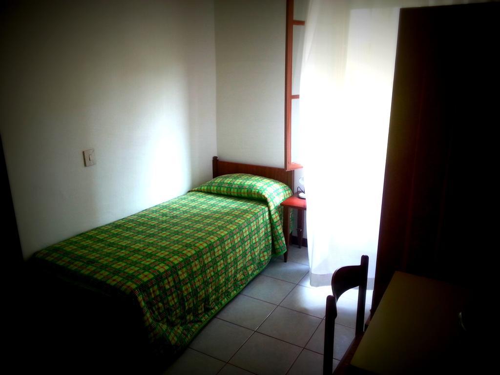 Hotel Zen Lignano Sabbiadoro Ruang foto