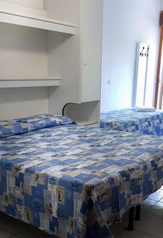 Hotel Zen Lignano Sabbiadoro Bagian luar foto