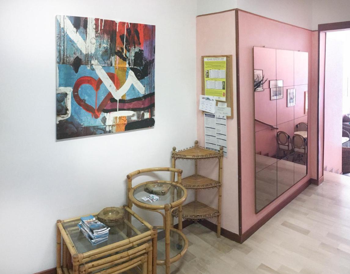 Hotel Zen Lignano Sabbiadoro Bagian luar foto